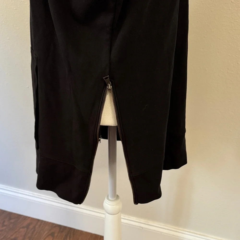 Banana Republic Black Sleeveless Hoodie - Picture 5 of 6